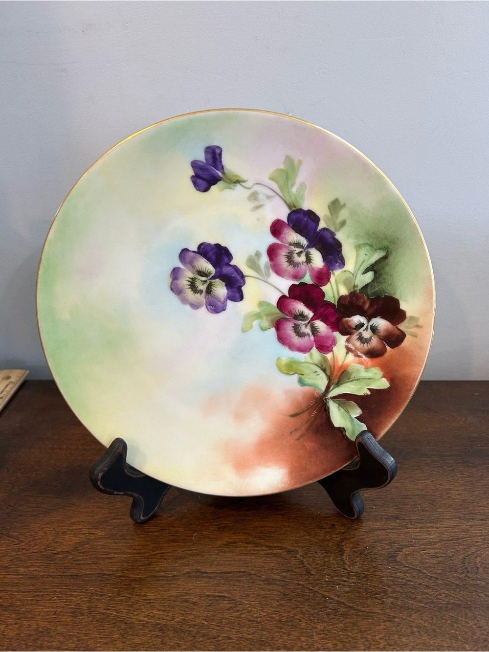 Bavarian, Germany Hand Painted 8.5” Plate Colorful Pansies with Gold Trim